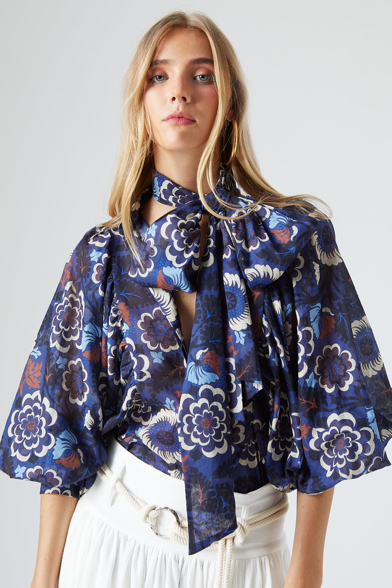 heyon ヘヨン　lsabelle blouse Celeste Blouse Persian – THE LABEL EDITION