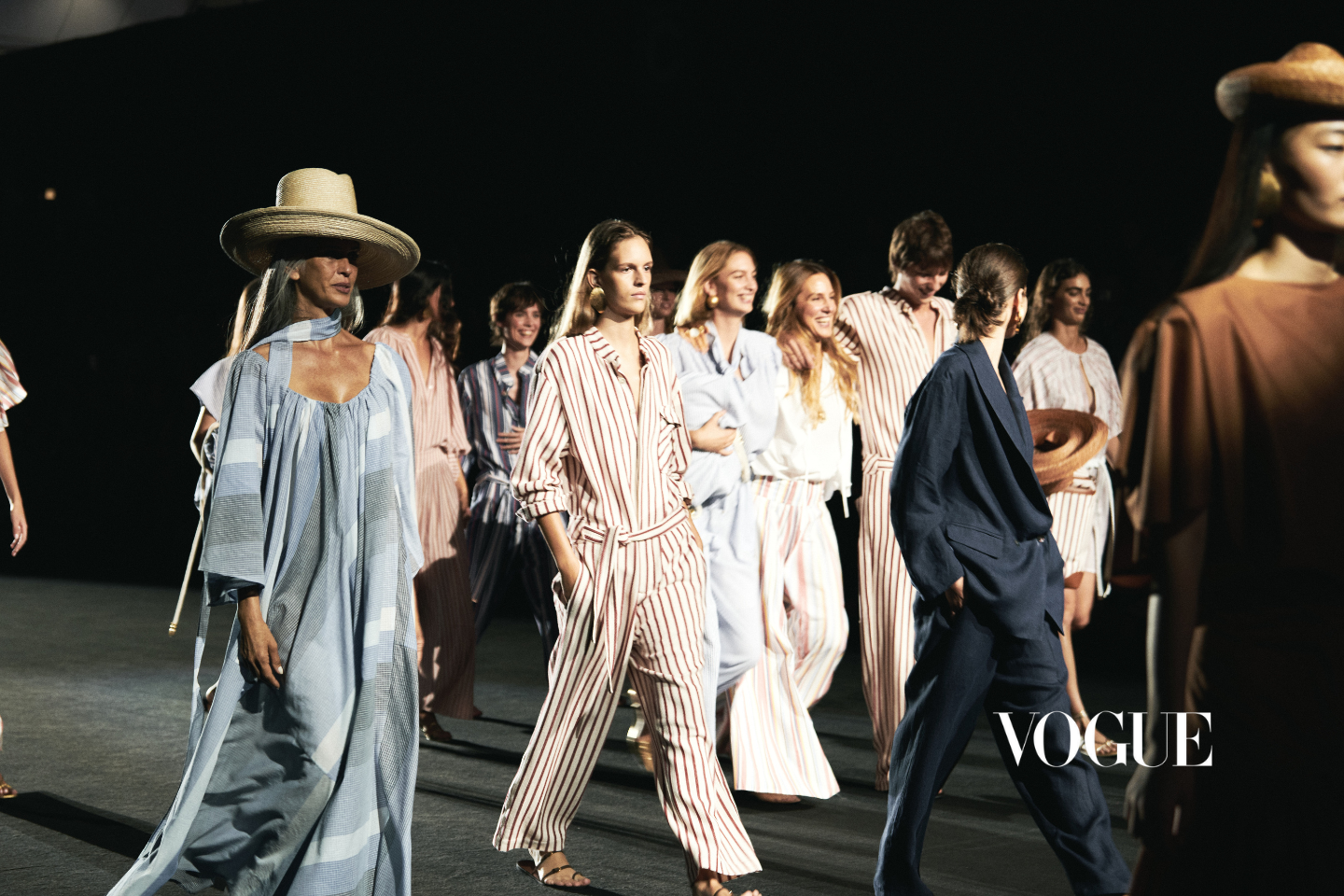 VOGUE RUNAWAY