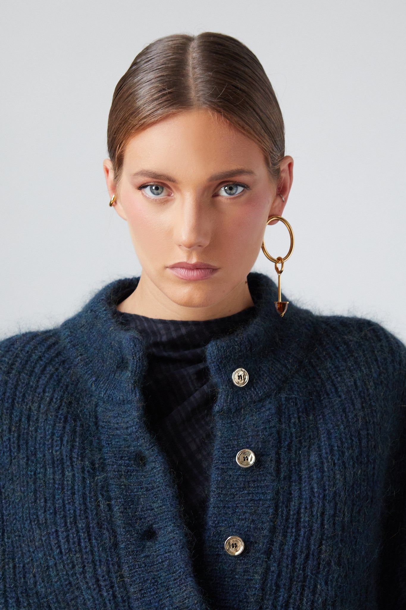 Leandra Cardigan Forest – THE LABEL EDITION